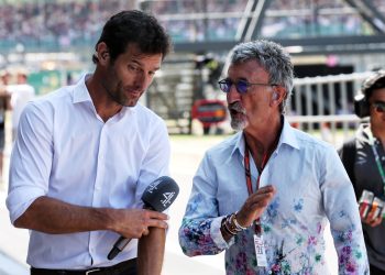 Eddie Jordan with Mark Webber. Image: XPB Images.