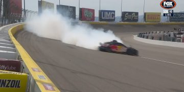Shane van Gisbergen spun on Lap 107 of the NASCAR Cup Series at Las Vegas Motor Speedway.